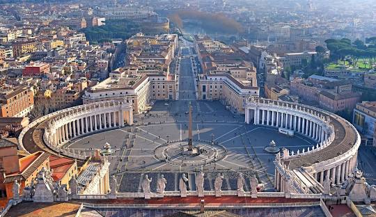 Kota Vatican: Negara Kecil dengan Pengaruh Besar